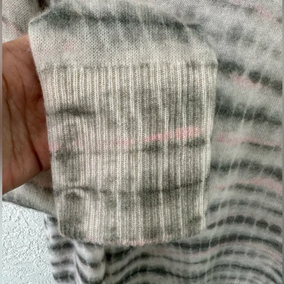 Anthropologie Cashmere White + Warren Essentials Tie Dye Medium Sweater - Picture 4 of 7
